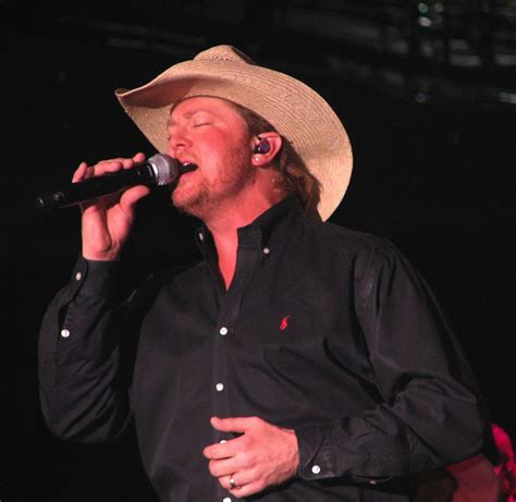 tracy lawrence porn